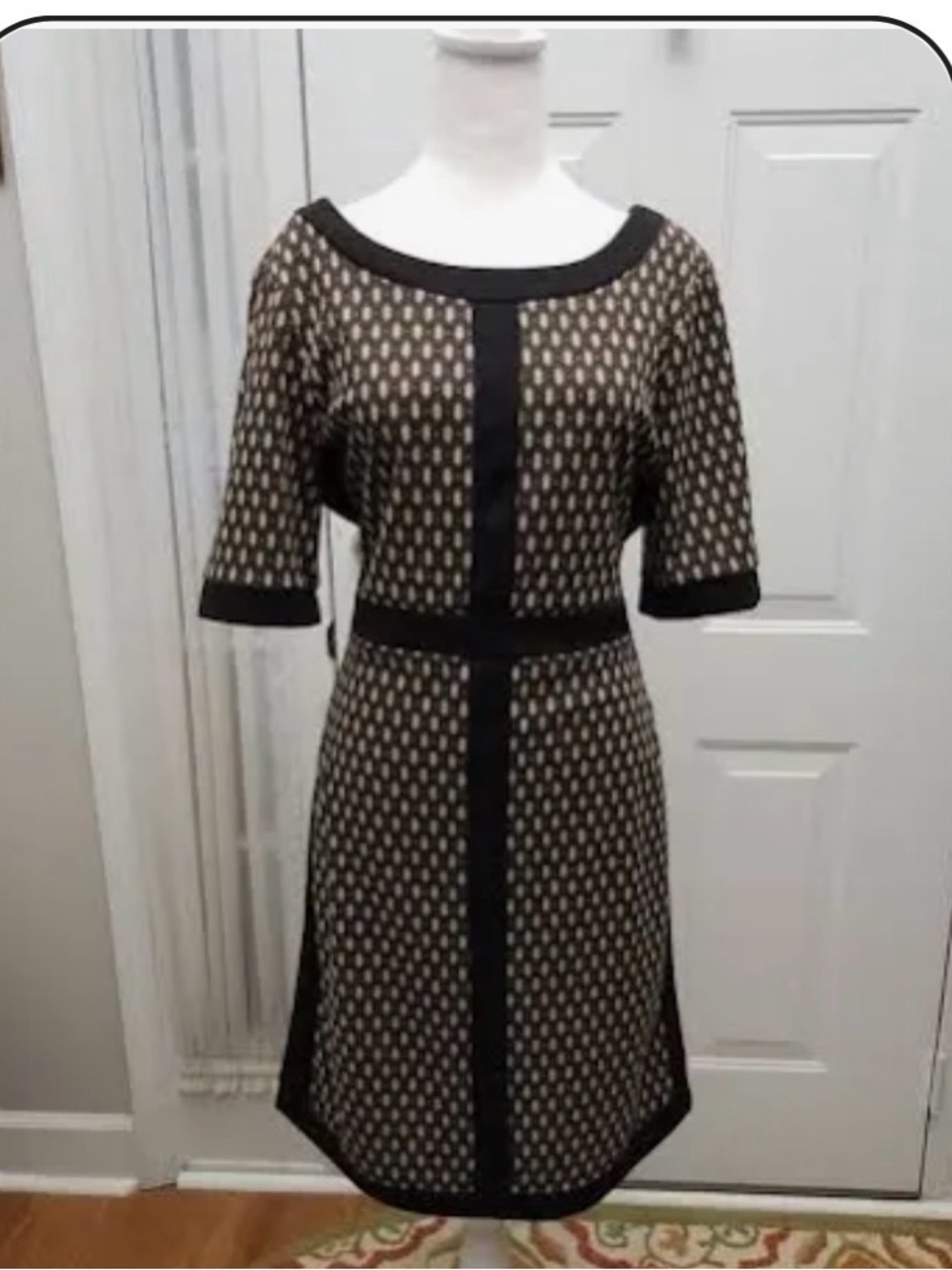 Acclaimed sz 8 Geometric stretch Knit Dress, Short Sleeve pullover mod retro